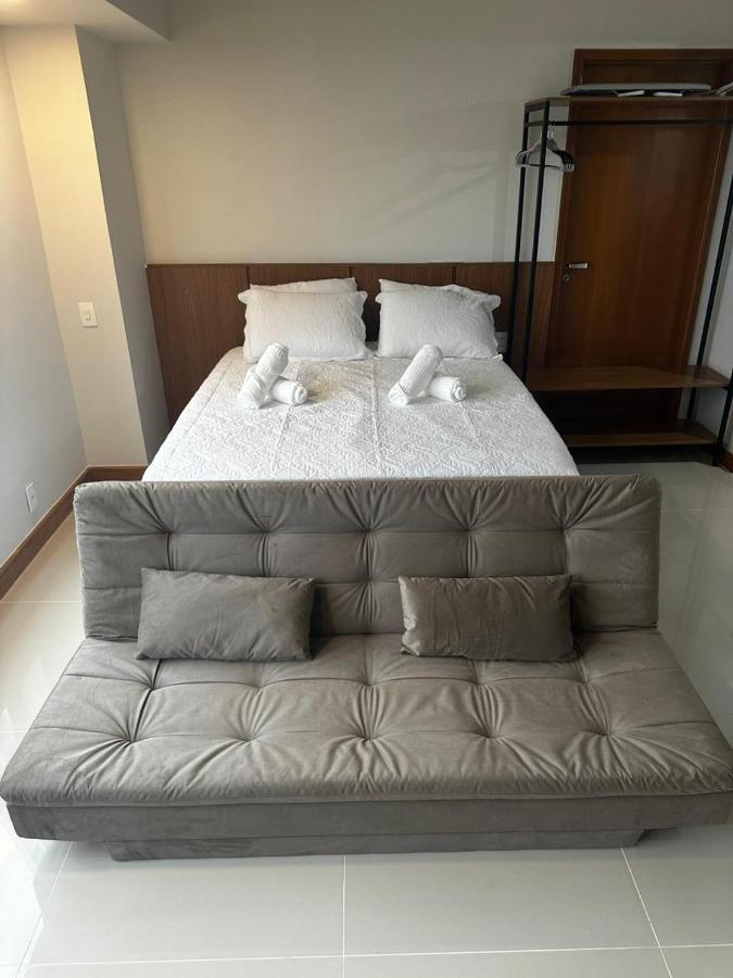 Tropical Executive Flat 020 *